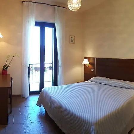 Del Ampollino Hotel 3*