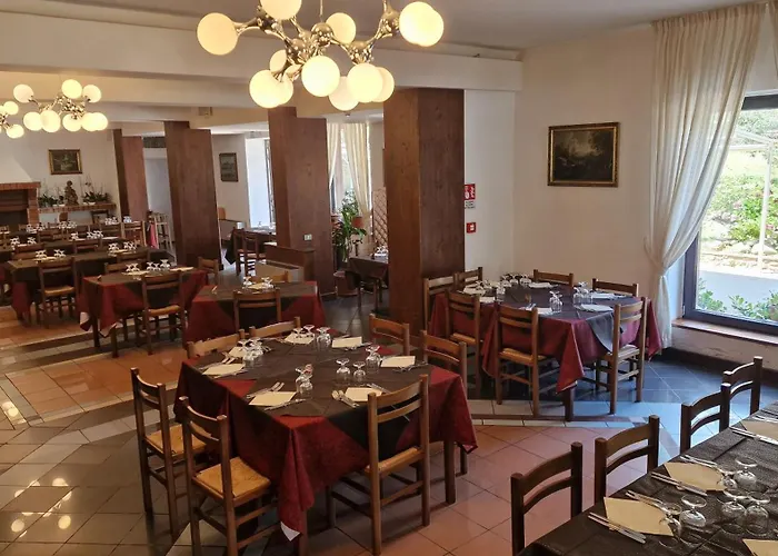 Del Ampollino 酒店